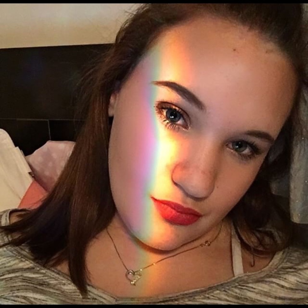 Meet your Posher, Haley